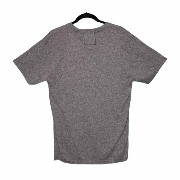 The Let Love Collection Gray Soft Graphic T-Shirt Size XL - Picture 6 of 6